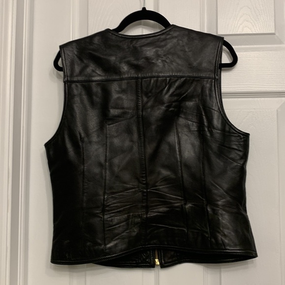 Lord and Taylor black genuine leather vest - Picture 3 of 5